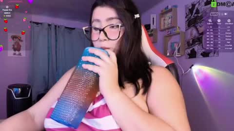 Juliana online show from 05-16-26, 10:19