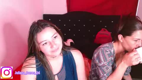 Snapshot of juli_69 chatting on 12-30-24, 10:34 Juliana Torres online show from 12-30-24, 10:34