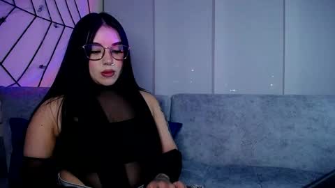Snapshot of juli_aaron chatting on 10-19-25, 11:38 JULI AARON online show from 10-19-25, 11:38