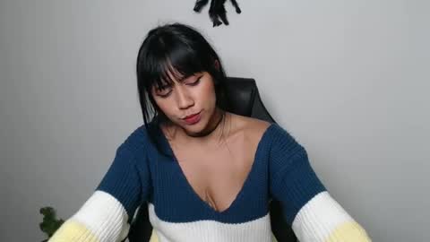 JULIETA online show from 01-28-25, 03:15