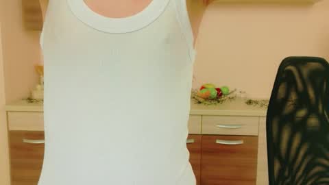Snapshot of julia__jae chatting on 04-18-26, 07:01 JuliaJae online show from 04-18-26, 07:01