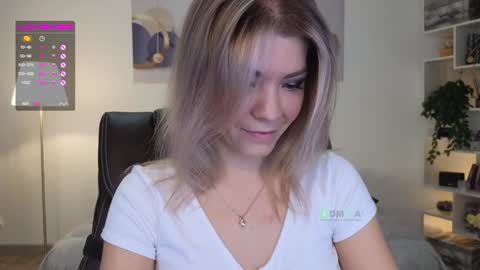 Cute online show from 12-05-24, 06:44