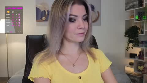 Cute online show from 12-06-24, 05:22