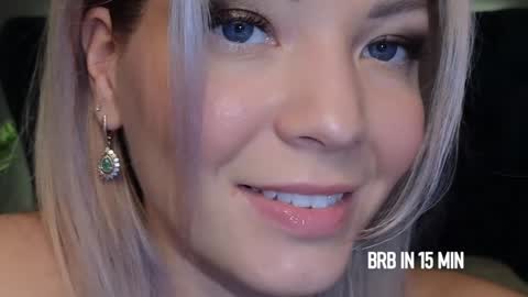 Cute online show from 12-24-24, 02:12