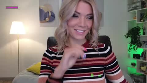 Cute online show from 01-16-25, 02:19