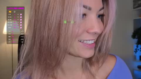 Cute online show from 01-23-25, 08:35