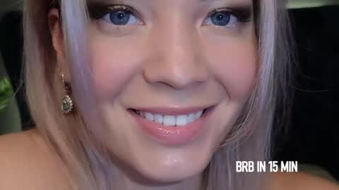Cute online show from 02-14-25, 03:05