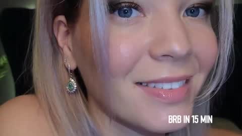 Cute online show from 02-26-25, 04:14
