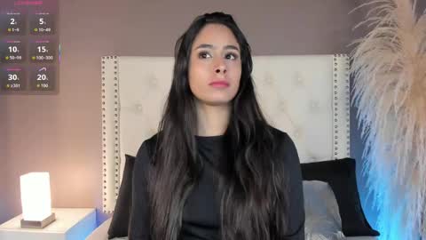 Snapshot of julia_martinezz_ chatting on 04-29-26, 11:36 J U L IA M A R T I N E Z online show from 04-29-26, 11:36