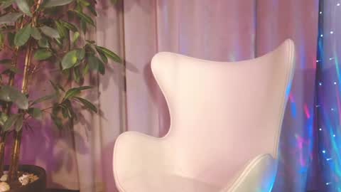 Julia online show from 02-02-25, 08:08