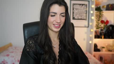 Julia online show from 01-12-25, 06:27