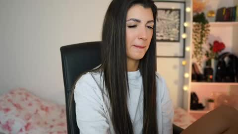 Julia online show from 02-13-25, 02:31