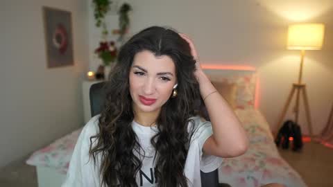 Julia online show from 02-24-25, 09:53