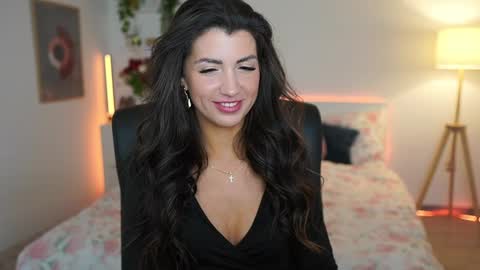 Julia online show from 03-08-25, 10:34