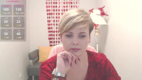 Julia online show from 02-10-25, 01:22