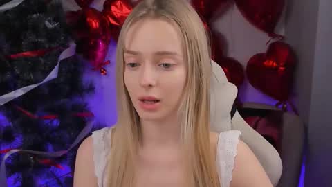Snapshot of juliabrewwer chatting on 03-31-26, 03:23 Julia online show from 03-31-26, 03:23