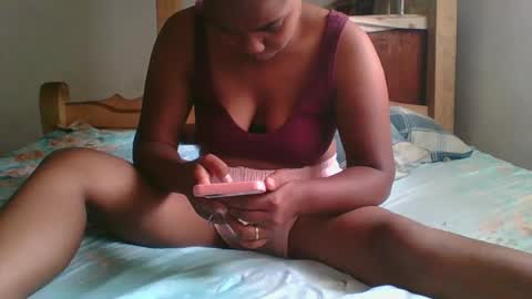 juliah02 online show from 03-12-25, 07:46