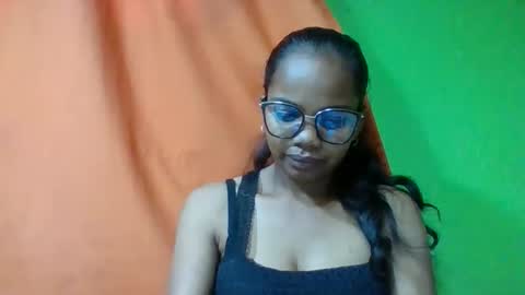 Snapshot of juliah02 chatting on 05-14-26, 07:37 juliah02 online show from 05-14-26, 07:37