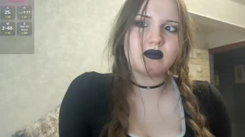 Julia online show from 06-28-26, 05:52