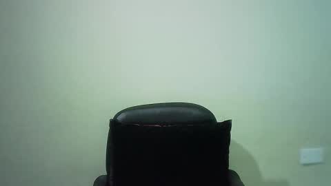 Snapshot of juliamack chatting on 01-13-25, 03:45 JuliaMack online show from 01-13-25, 03:45