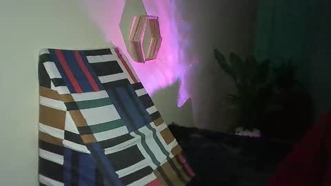 Snapshot of juliamack chatting on 01-29-25, 12:12 JuliaMack online show from 01-29-25, 12:12