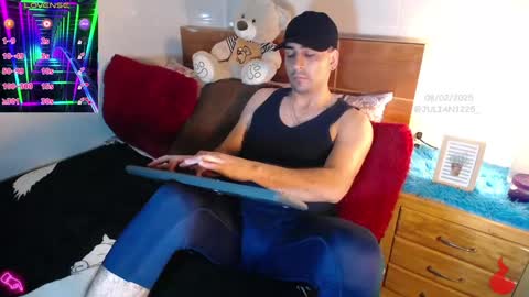 Julian online show from 02-08-25, 05:50