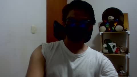 Julian Mora online show from 03-05-25, 02:14