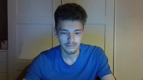 Snapshot of julian_velvet chatting on 06-28-26, 07:53 julian_velvet online show from 06-28-26, 07:53