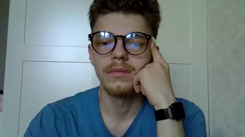 Snapshot of julian_velvet chatting on 06-29-26, 12:05 julian_velvet online show from 06-29-26, 12:05