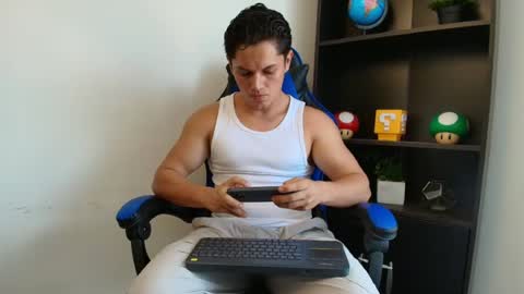 Snapshot of julian_wallace1 chatting on 07-28-26, 08:52 julian_wallace1 online show from 07-28-26, 08:52