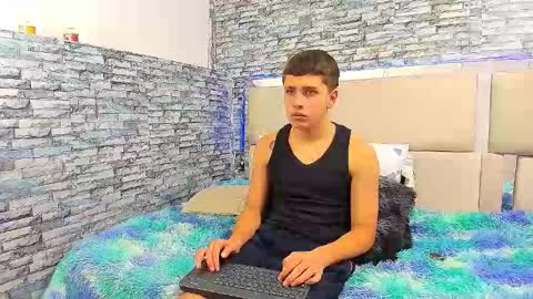 julian online show from 10-18-25, 04:30