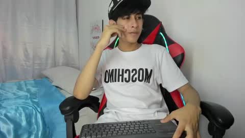 Julian online show from 04-30-26, 07:09