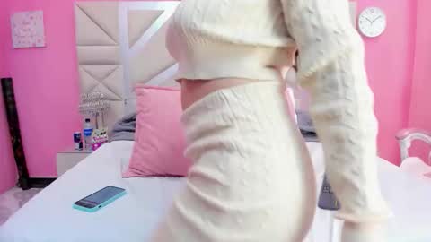 juliana_diamond_ online show from 05-15-26, 03:13
