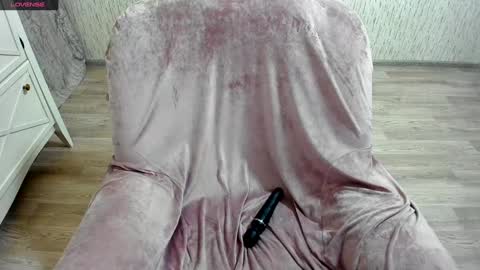 Snapshot of juliana_gonebad chatting on 01-05-25, 11:26 Julia online show from 01-05-25, 11:26