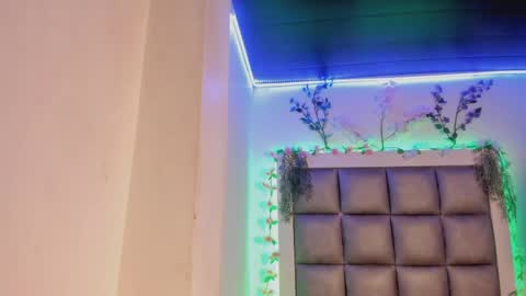 Snapshot of juliana_js_ chatting on 04-13-26, 04:07 juliana_js_ online show from 04-13-26, 04:07