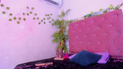 JulianaCarter online show from 03-19-26, 08:02