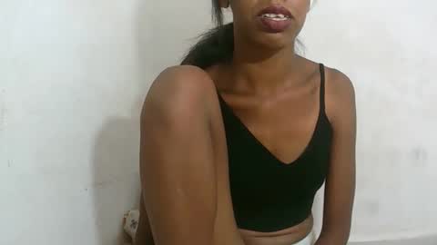 Snapshot of julianahsexy27 chatting on 02-09-26, 08:24 Nathie online show from 02-09-26, 08:24