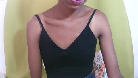 Snapshot of julianahsexy27 chatting on 03-03-26, 08:20 Nathie online show from 03-03-26, 08:20