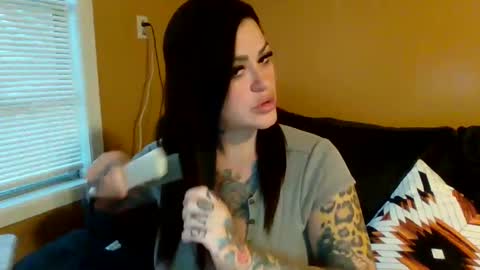 Snapshot of julianaxxxrose chatting on 12-03-24, 02:38 Texas Mamasita online show from 12-03-24, 02:38