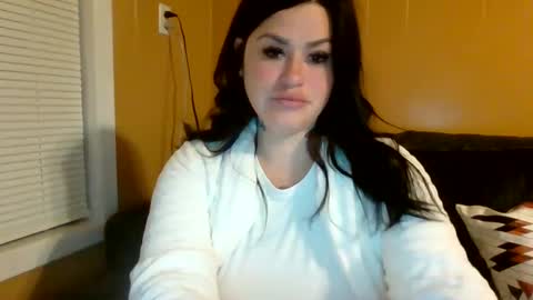 Snapshot of julianaxxxrose chatting on 01-16-25, 12:20 Texas Mamasita online show from 01-16-25, 12:20