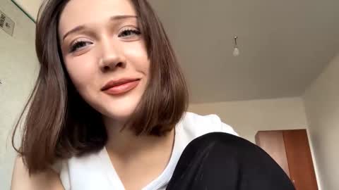 Kira online show from 03-16-26, 11:03