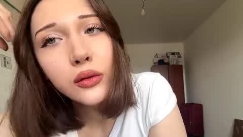 Kira online show from 03-28-26, 08:14