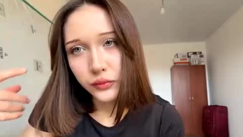 Kira online show from 03-29-26, 08:14