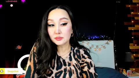 Snapshot of julianna_jamii chatting on 12-15-24, 07:42 Julianna online show from 12-15-24, 07:42