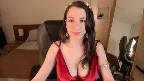 Julianne online show from 03-09-25, 07:56