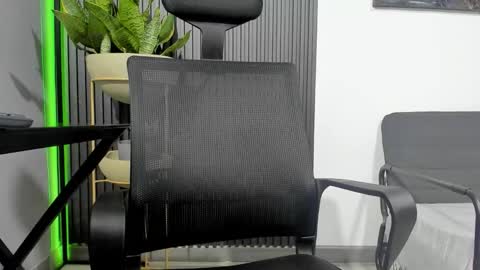 Julian online show from 03-03-26, 11:54