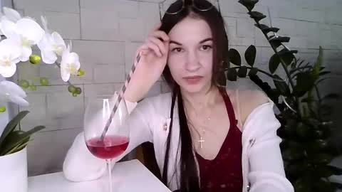 Snapshot of juliaorgasm chatting on 02-27-26, 03:34 Julia online show from 02-27-26, 03:34