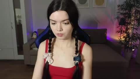 Julia online show from 05-02-26, 04:01