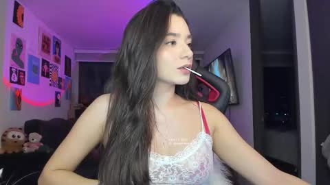 Jeimy Help me to reach 100 thumbs up online show from 02-15-26, 01:24