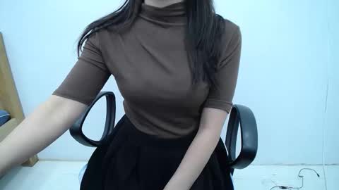 julie9x online show from 11-21-25, 07:34